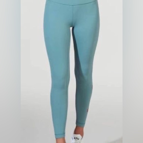 ‼️SOLD‼️Lululemon align 28 leggings - Picture 2 of 4